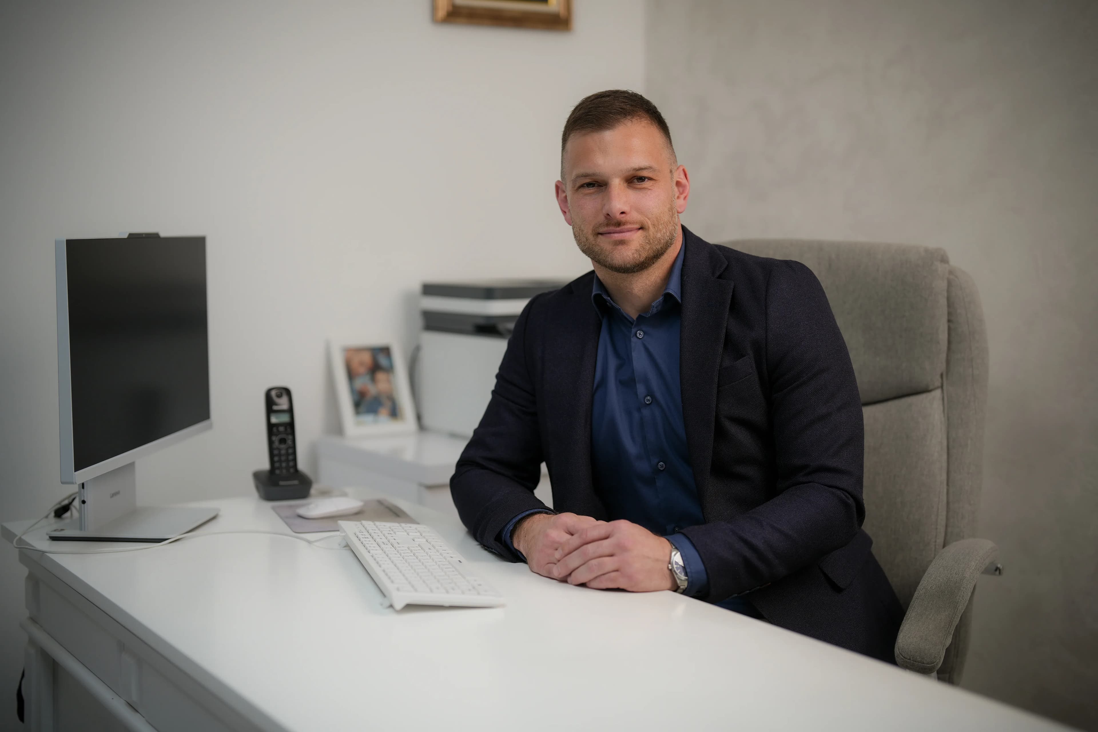 Aleksandar Veselinović — Osnivač i advokat, Advokatska kancelarija Veselinović Pančevo